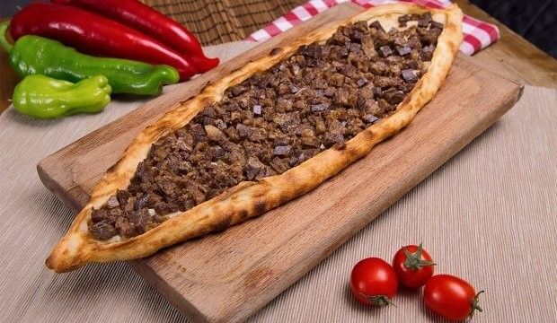 Kavurmal Pide